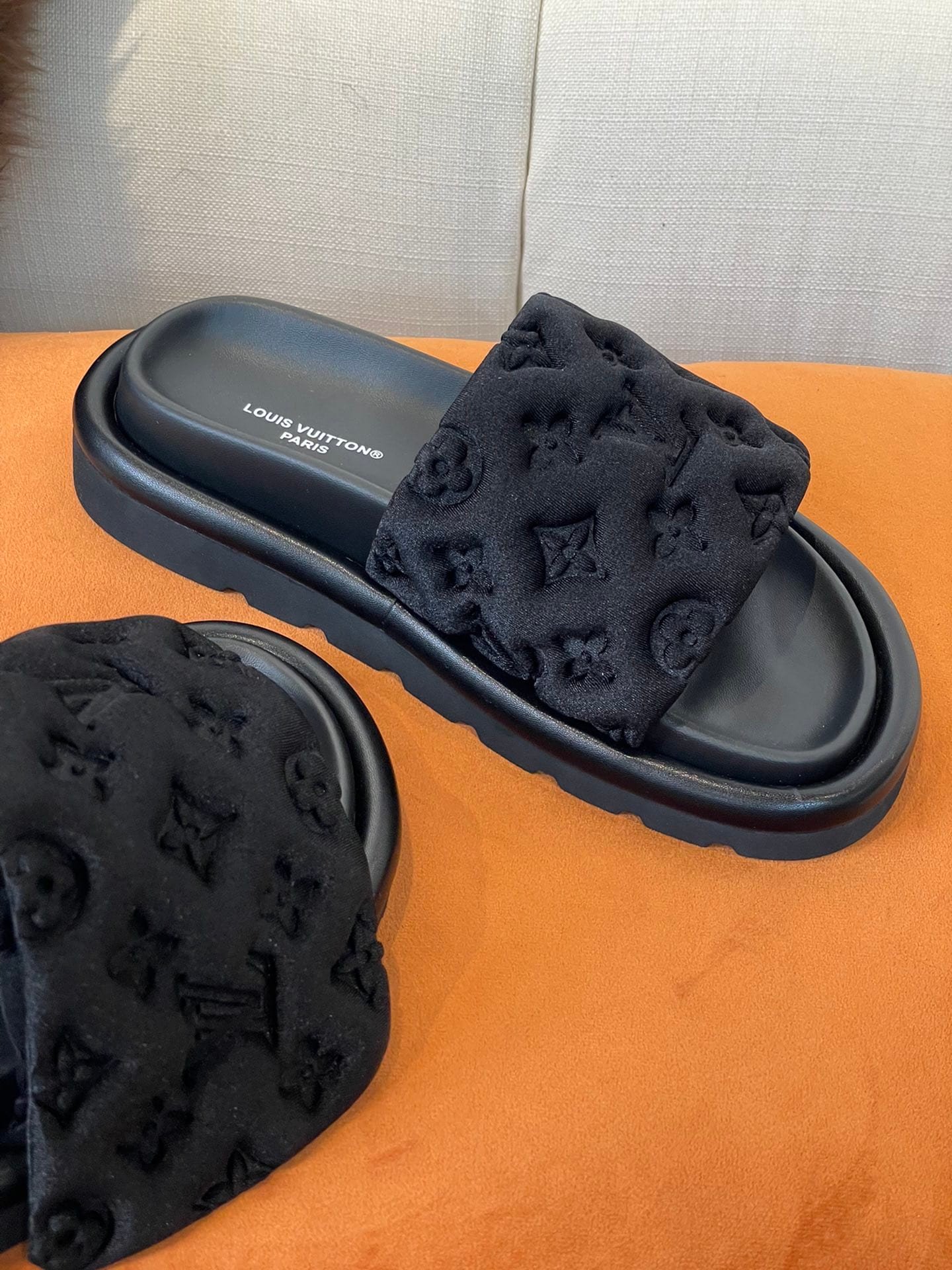 L0vis Vvtt0n Pool Pillow Comfort Mule Black 1Aa1Eh