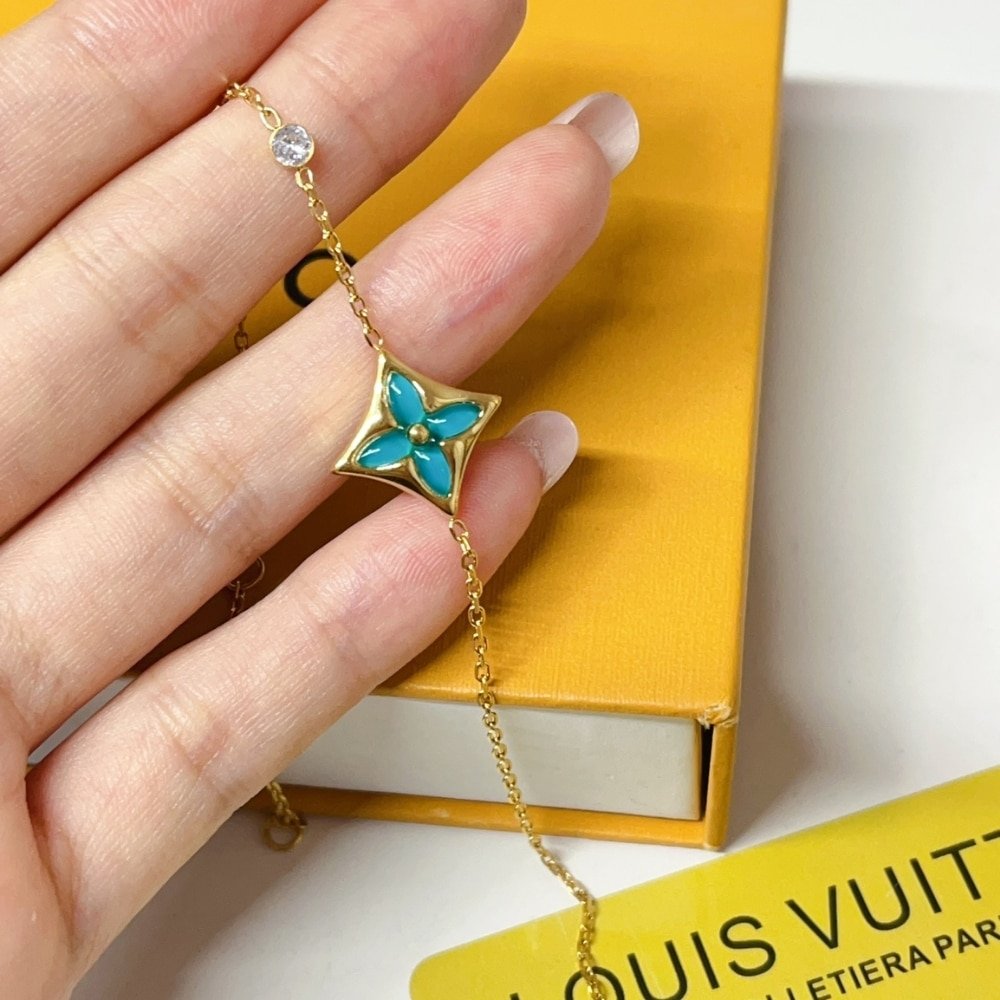 L0vis Vvtt0n Color Blossom Bb Star Bracelet Yellow Gold Q05977