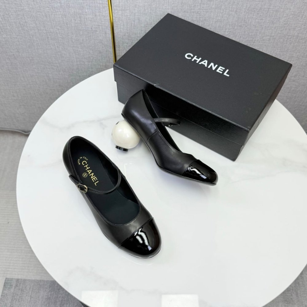 Ch**el Mary Janes Patent And Imitation Pearls Black G46775 B22202 94305