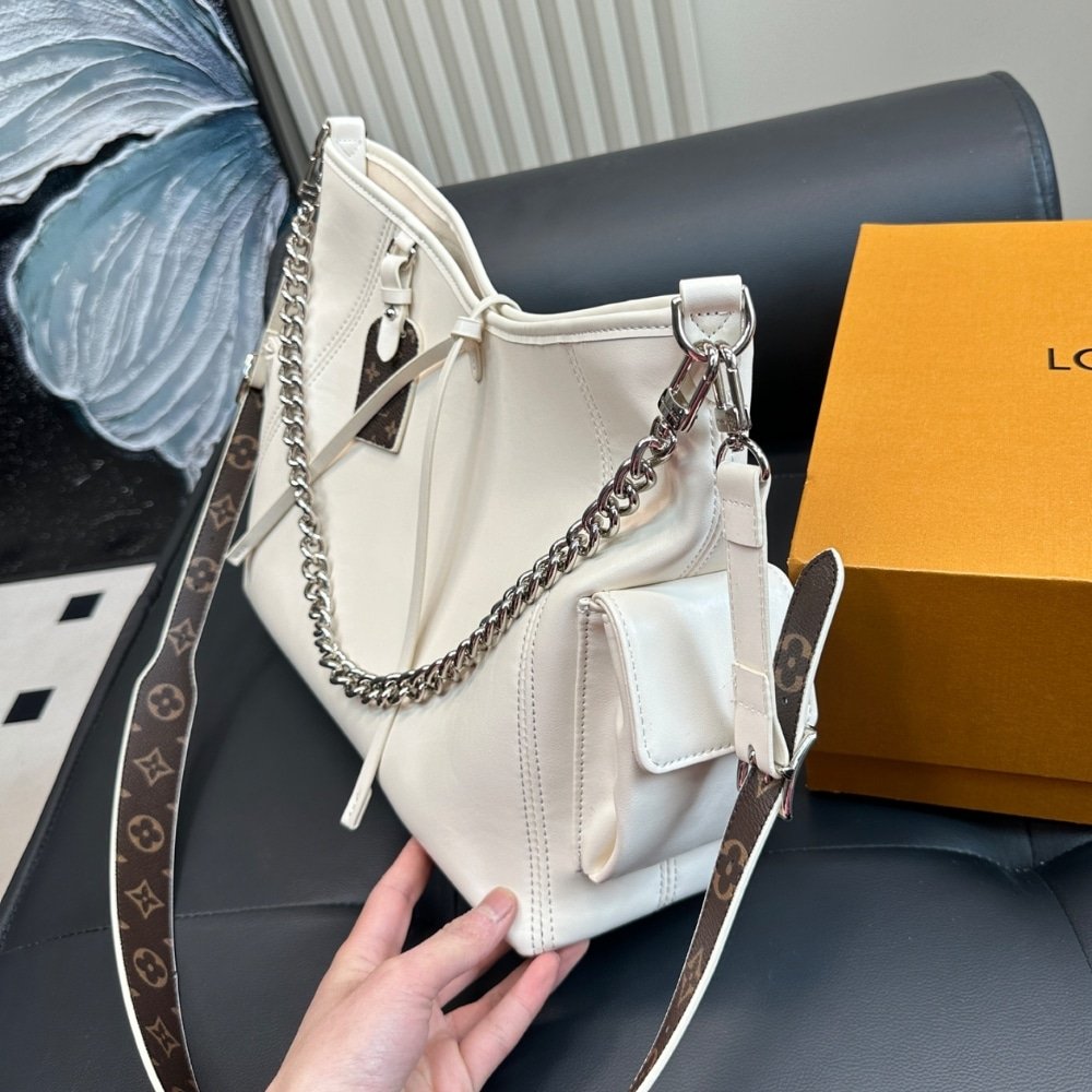 L0vis Vvtt0n Carryall Cargo Vibe PM Bag White 34Cm M12919