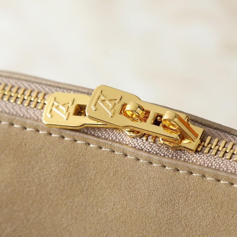 L0vis Vvtt0n Express MM Hazelnut 36Cm M26358