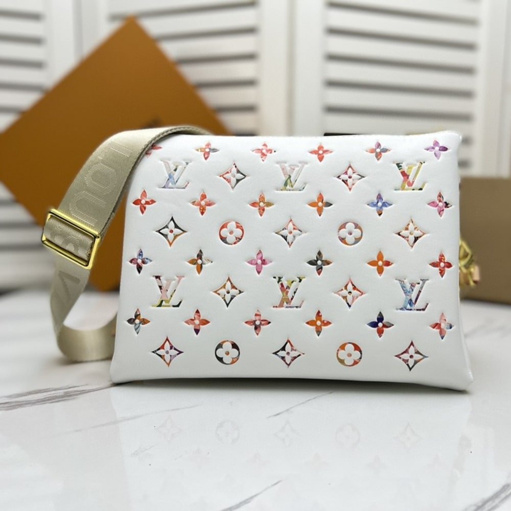 L0vis Vvtt0n Bolso Coussin PM White 26Cm M21209