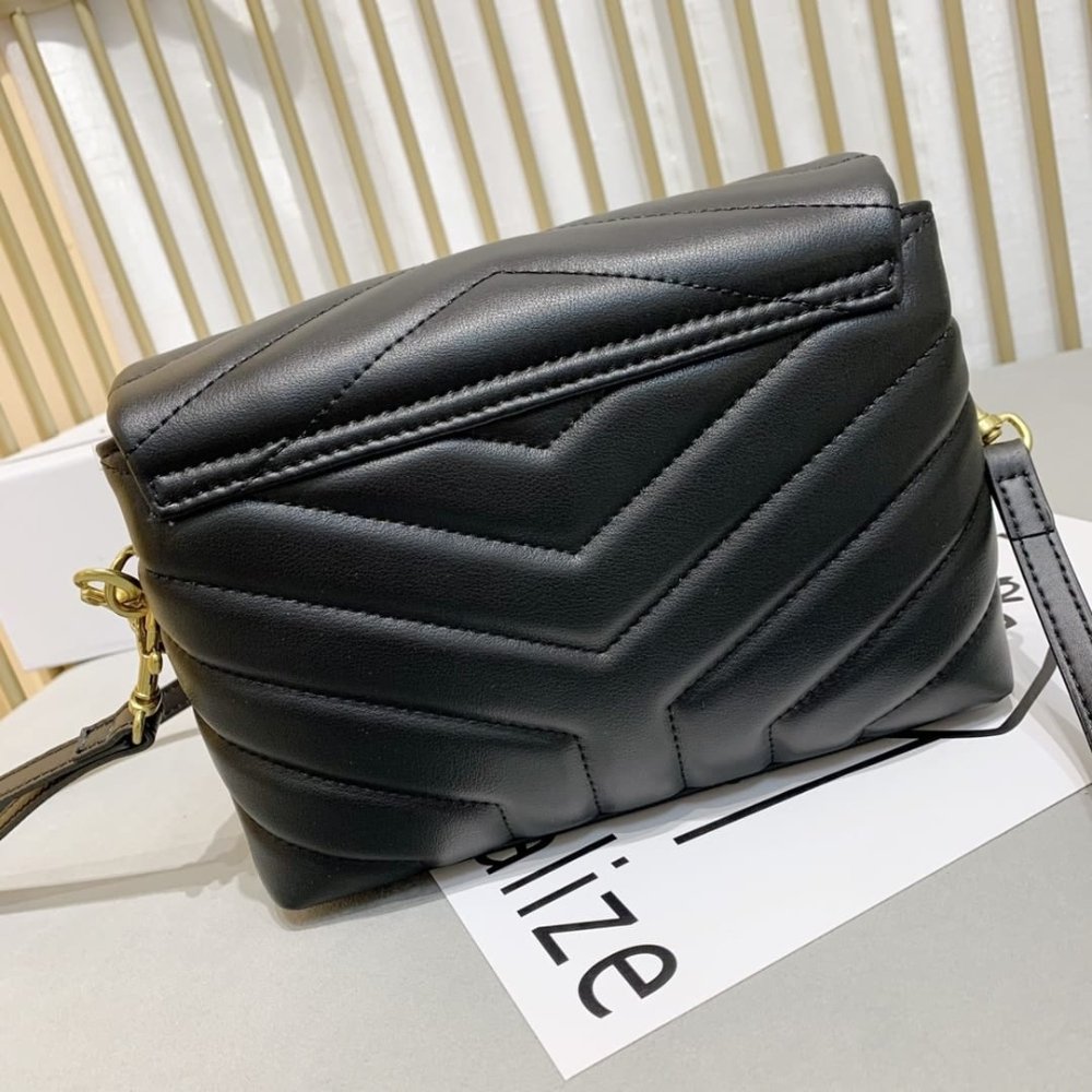 Sa1nt Lau*nt Loulou Toy Strap Bag In Quilted Leather Black 20Cm 678401Dv7071000