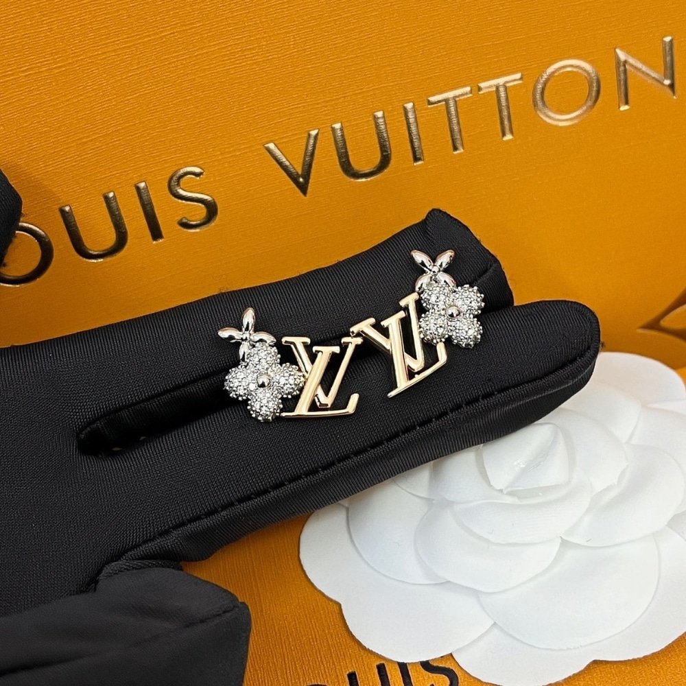 L0vis Vvtt0n Gram Earrings M01264