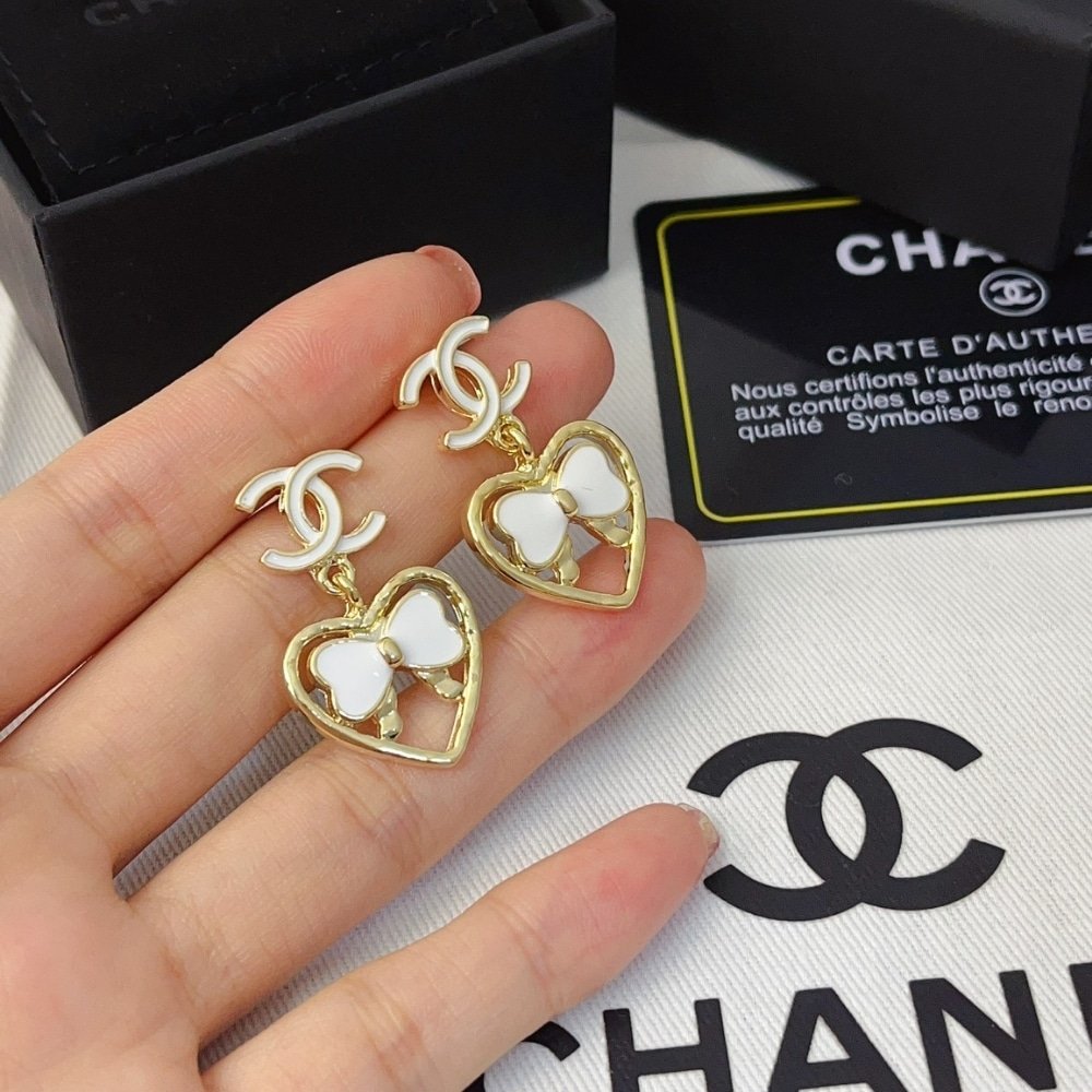 Ch**el Earrings With Cc Logo Abf305 B19851 Nafgv