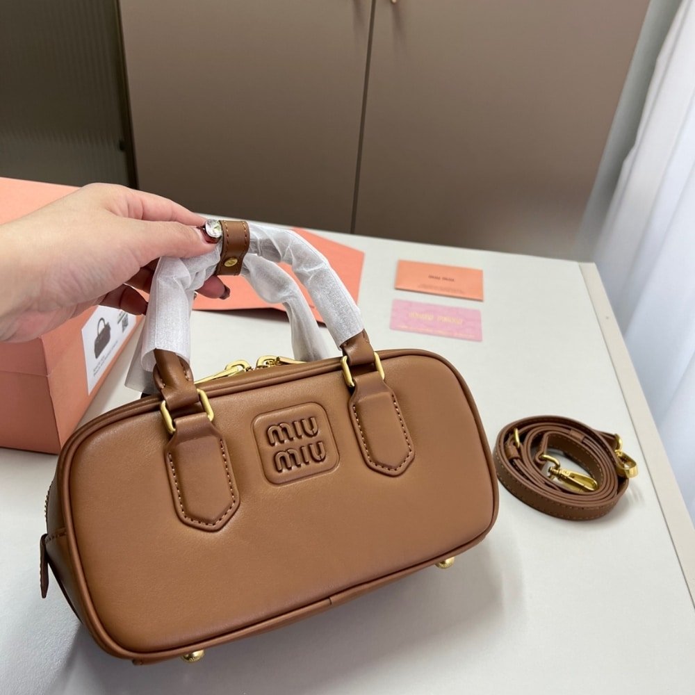 M1um1u Arcadie Bag Cognac 22Cm 5Bb142 Acr3 F0046 V Oon