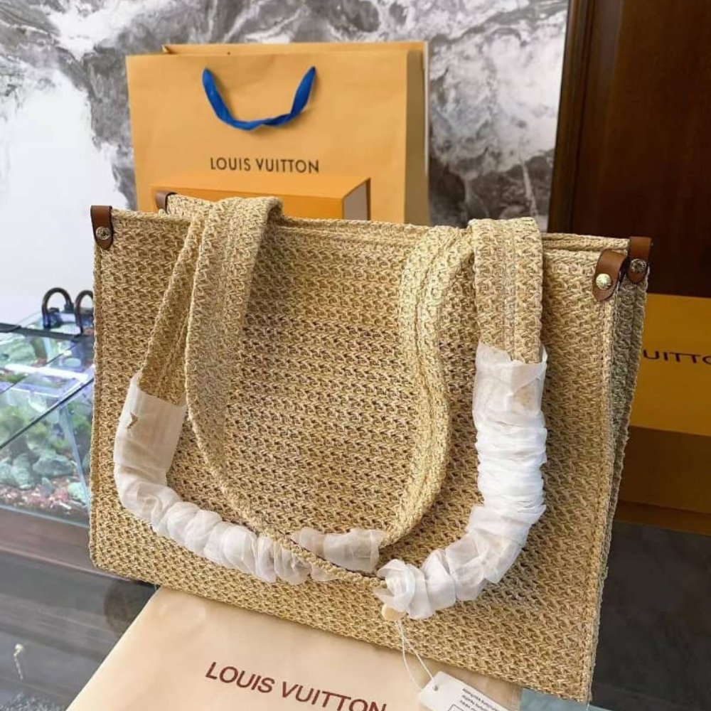 L0vis Vvtt0n Onthego MM Natural Raffia Tan 37Cm M24723