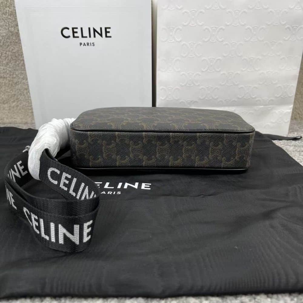 Ce1i*e Medium Messenger Bag In Triomphe Canvas Black 23Cm 197202Dnd 38Os