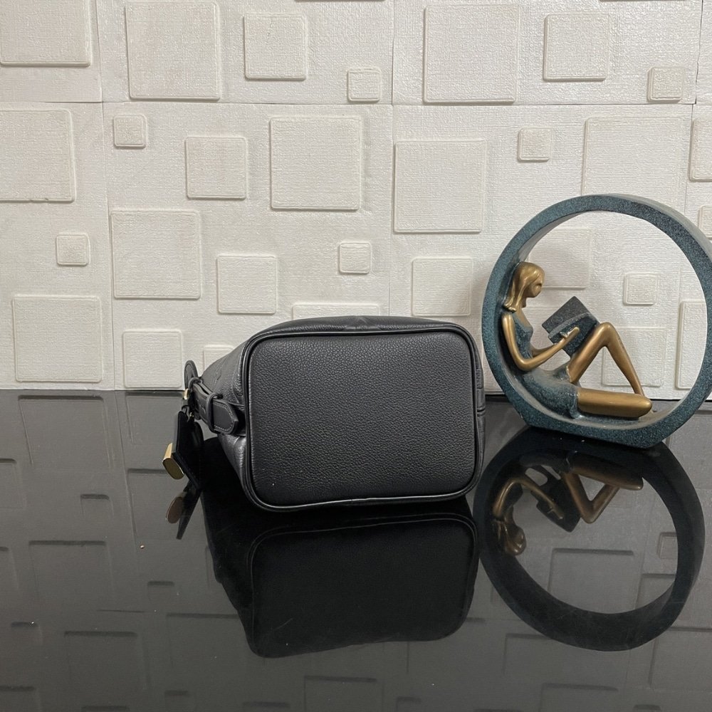 [S*per Vip 1:1] L0vis Vvtt0n All In BB Bag Black 18Cm M13480