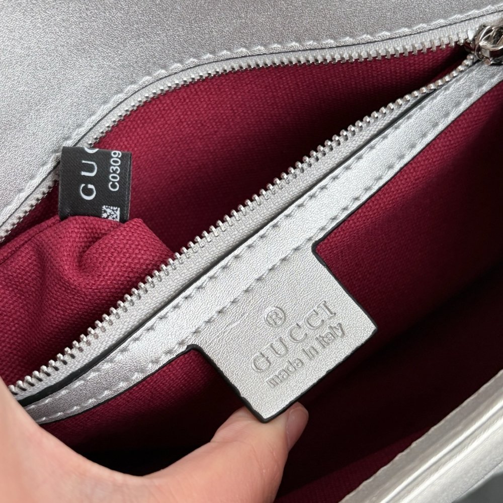 Gvc*1 Gg Marmont Medium Shoulder Bag Metallic Silver Leather 26Cm 443497 AAESP 8106