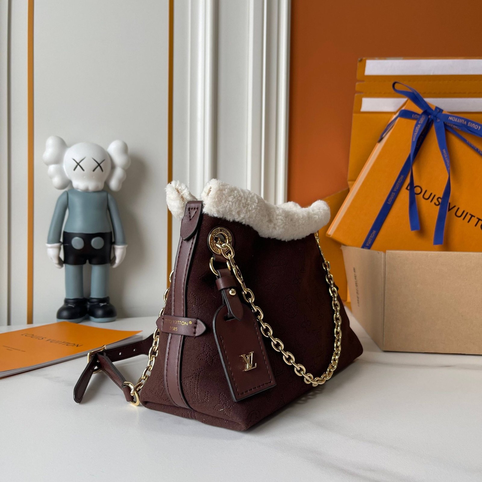 L0vis Vvtt0n Carryall BB Chocolate 26Cm