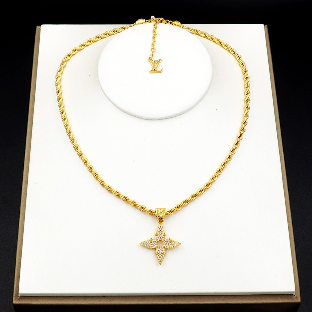 L0vis Vvtt0n Lv Rope Pendant Necklace Gold M01751