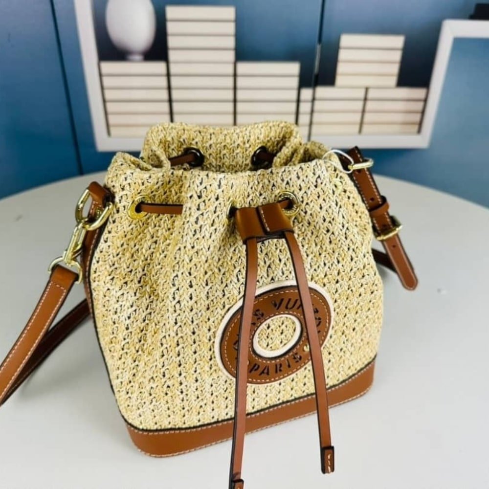 L0vis Vvtt0n Noé Bb Natural Tan 18Cm M24722