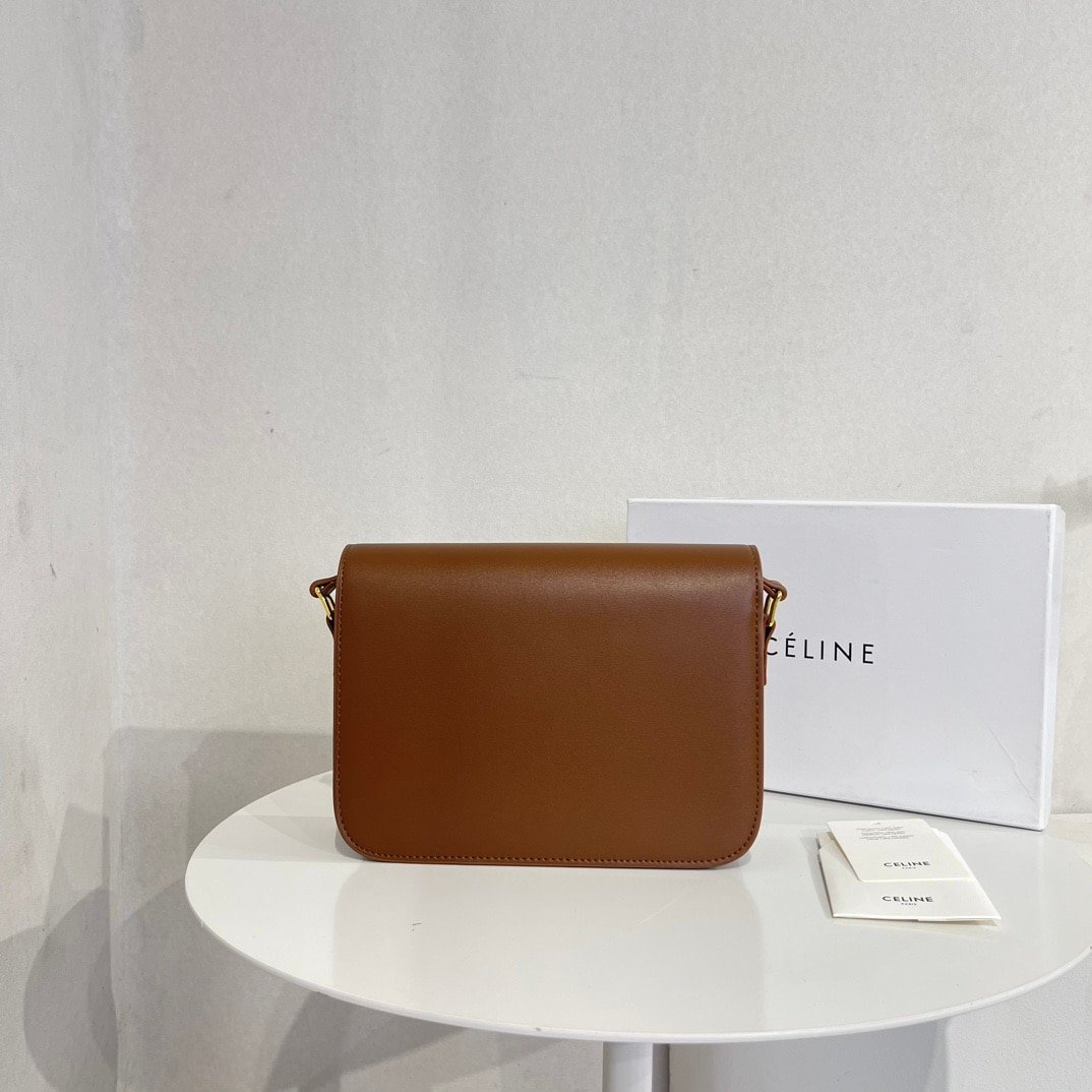 Ce1i*e Teen Triomphe Bag In Shiny Calfskin Brown 18Cm