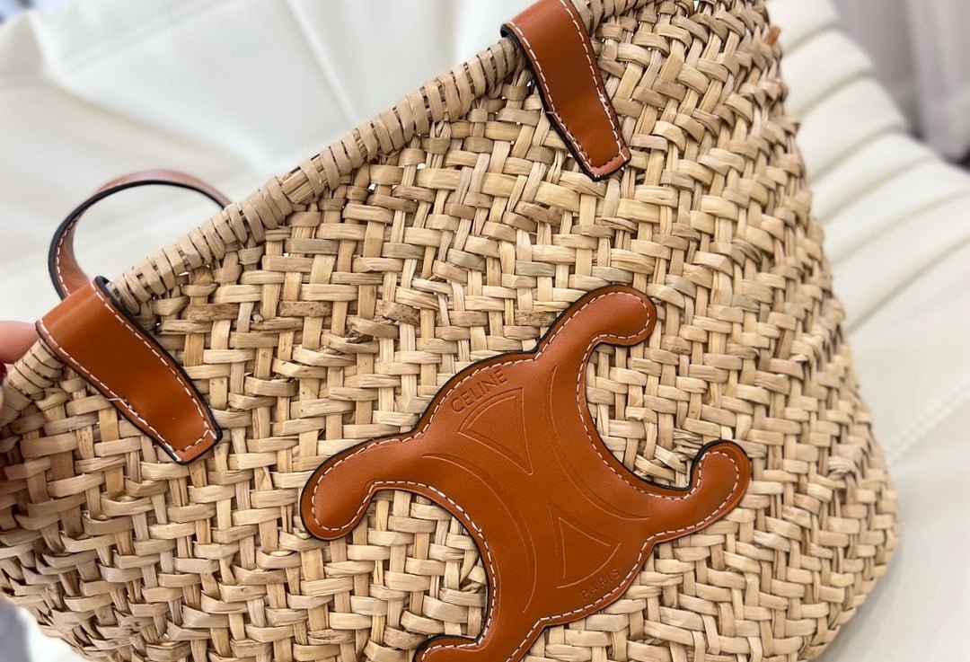 Ce1i*e Large Triomphe Classic Pannier In Raffia Calfskin Tan 42Cm 192622Cgg 04Lu