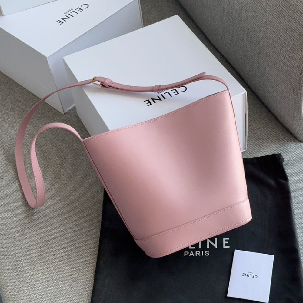 Ce1i*e Small Bucket Cuir Triomphe In Pink 18Cm