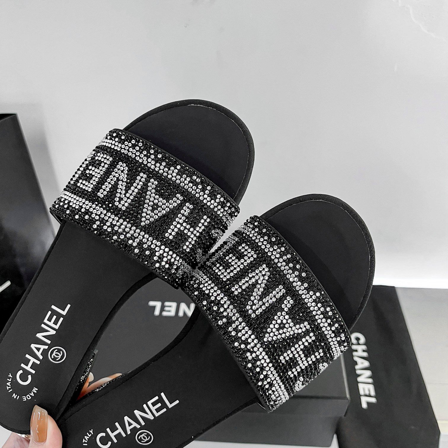 Ch**el 24P Beaded D1am0nd Slippers Black