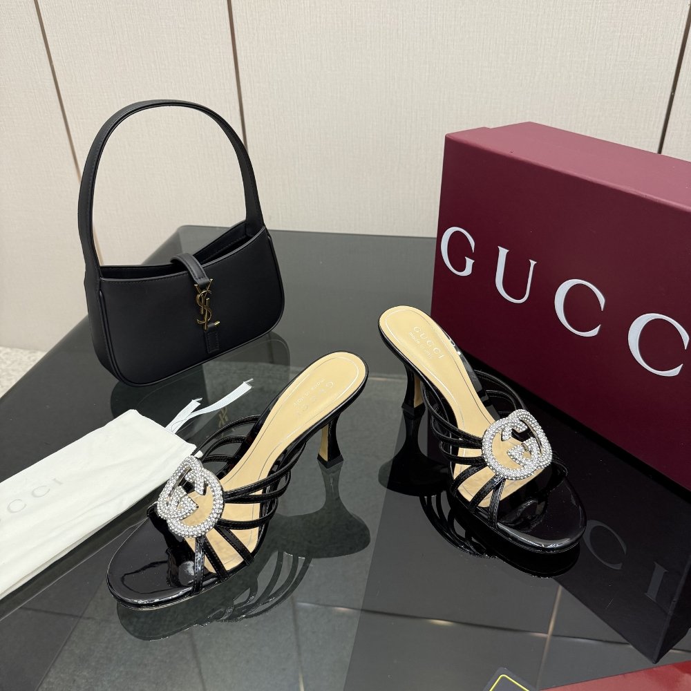 Gvc*1 Women Slide Sandal With Crystal Interlocking G Black 852663 Bnc00 1000