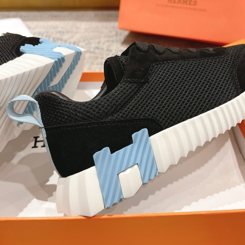 H**me5 Bouncing Sneaker Black And Blue H232173Z 03355