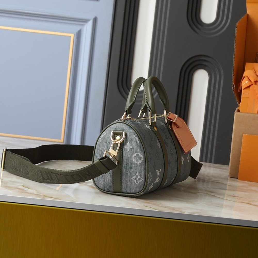 L0vis Vvtt0n Keepall Bandoulière 25 Khaki 25Cm M26930