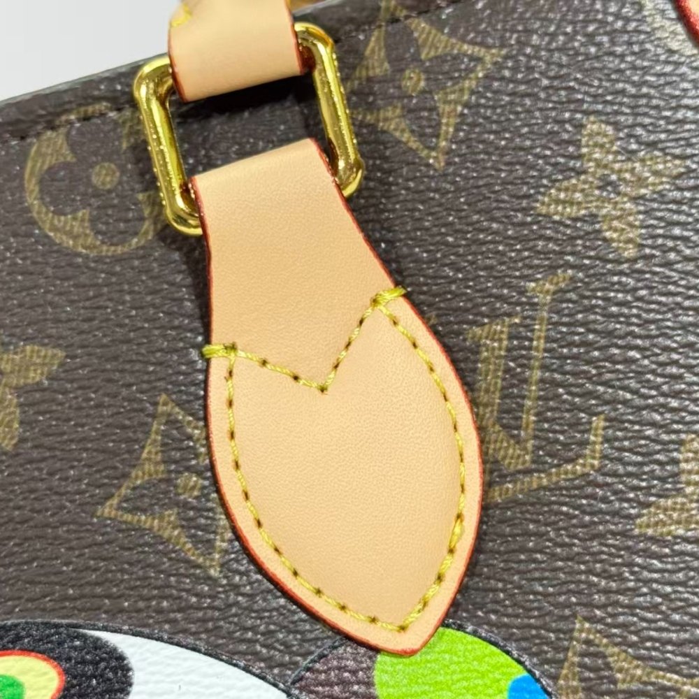 L0vis Vvtt0n X Takashi Murakami Onthego BB Monogram Canvas Brown 18Cm M13668