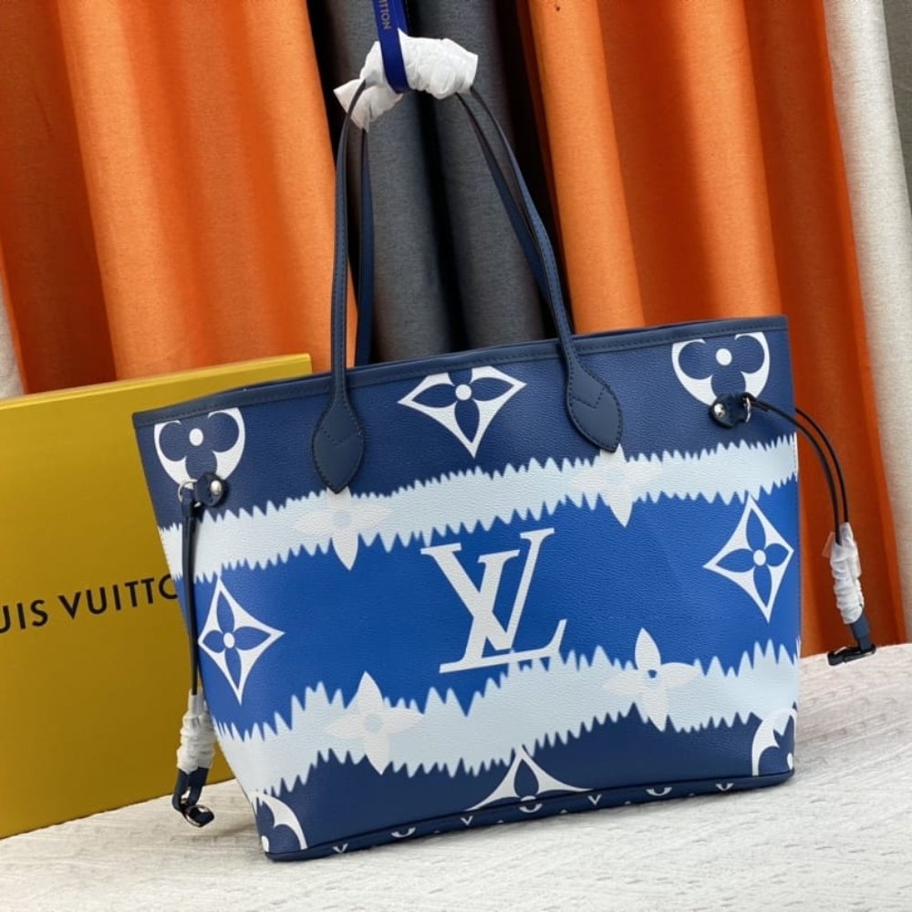 L0vis Vvtt0n Neverfull MM Monogram Escale Blue 31Cm