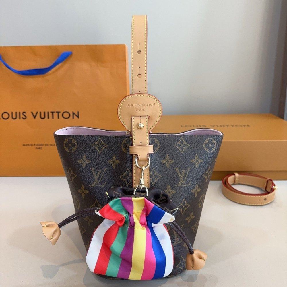 L0vis Vvtt0n All in BB Monogram Brown 18Cm M26642