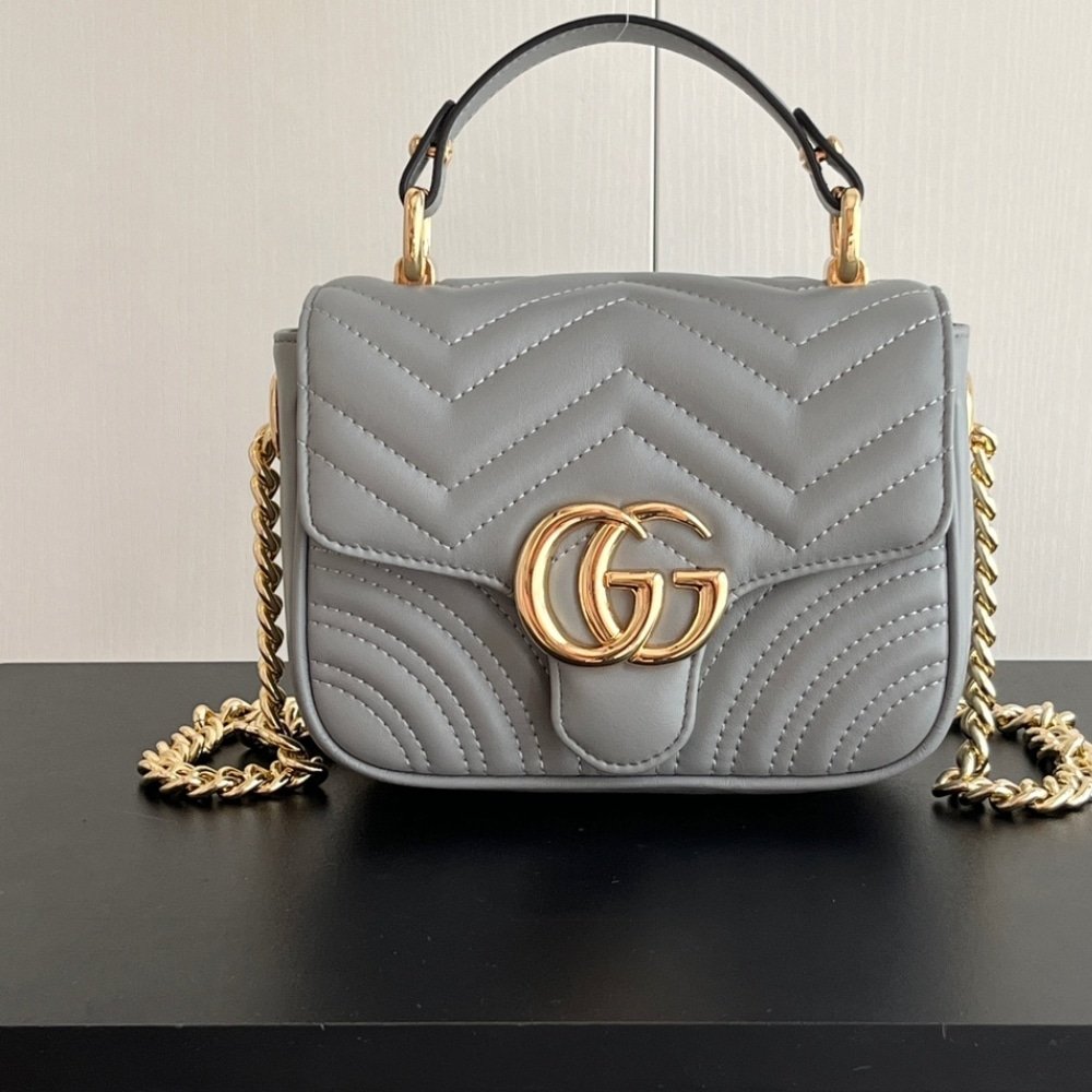Gvc*1 Gg Marmont Mini Shoulder Bag Grey 17Cm