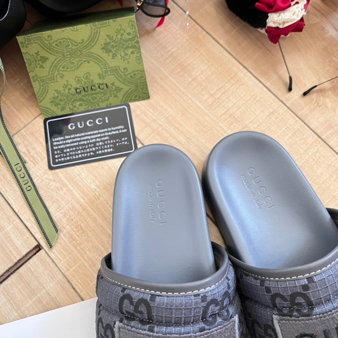 Gvc*1 Gg Horizontal Strap Sandals With Tag In Grey