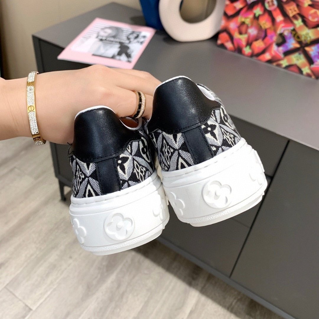 L0vis Vvtt0n Time Out Trainers Grey 1A9Fni