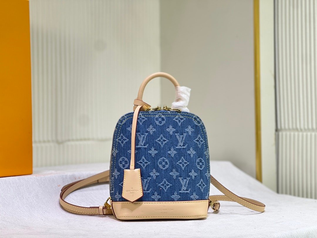 L0vis Vvtt0n Alma Backpack Blue Denim 20Cm