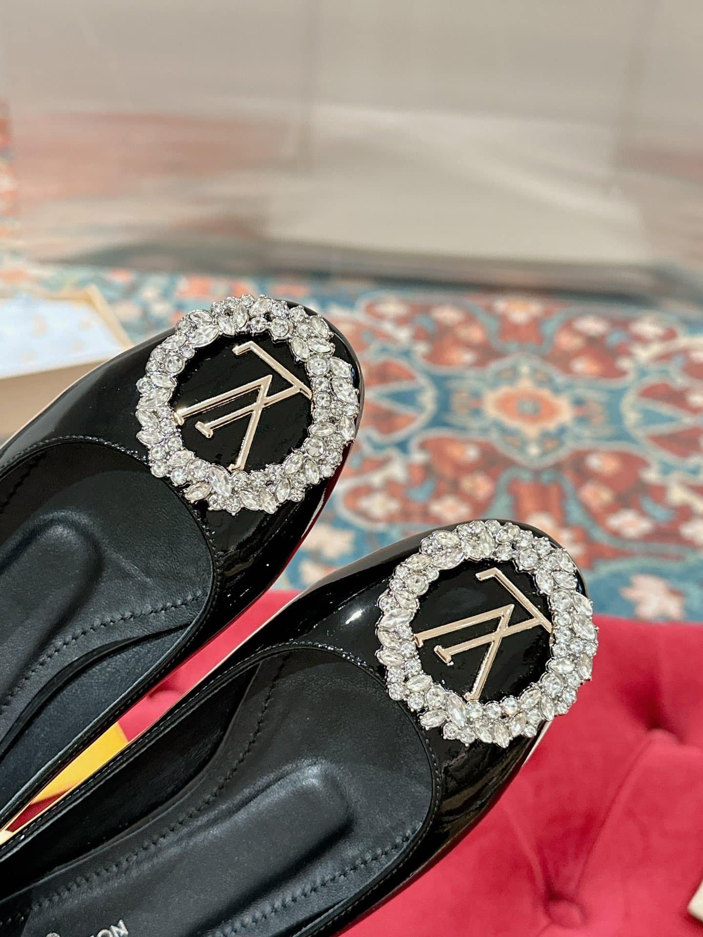 L0vis Vvtt0n Crystal Lv Ballet Flats Black
