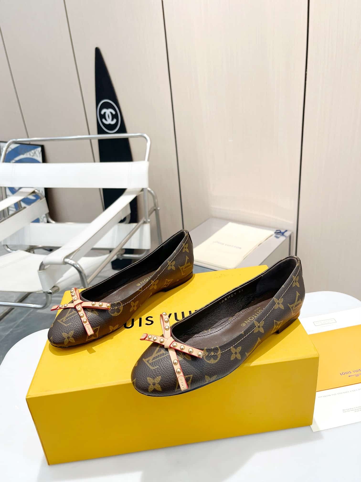 L0vis Vvtt0n Nina Doll Shoes Monogram Canvas