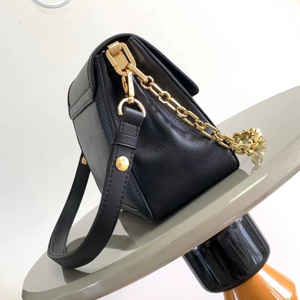 [S*per Vip 1:1] L0vis Vvtt0n Dauphine Soft MM Calfskin Black 24Cm M25209