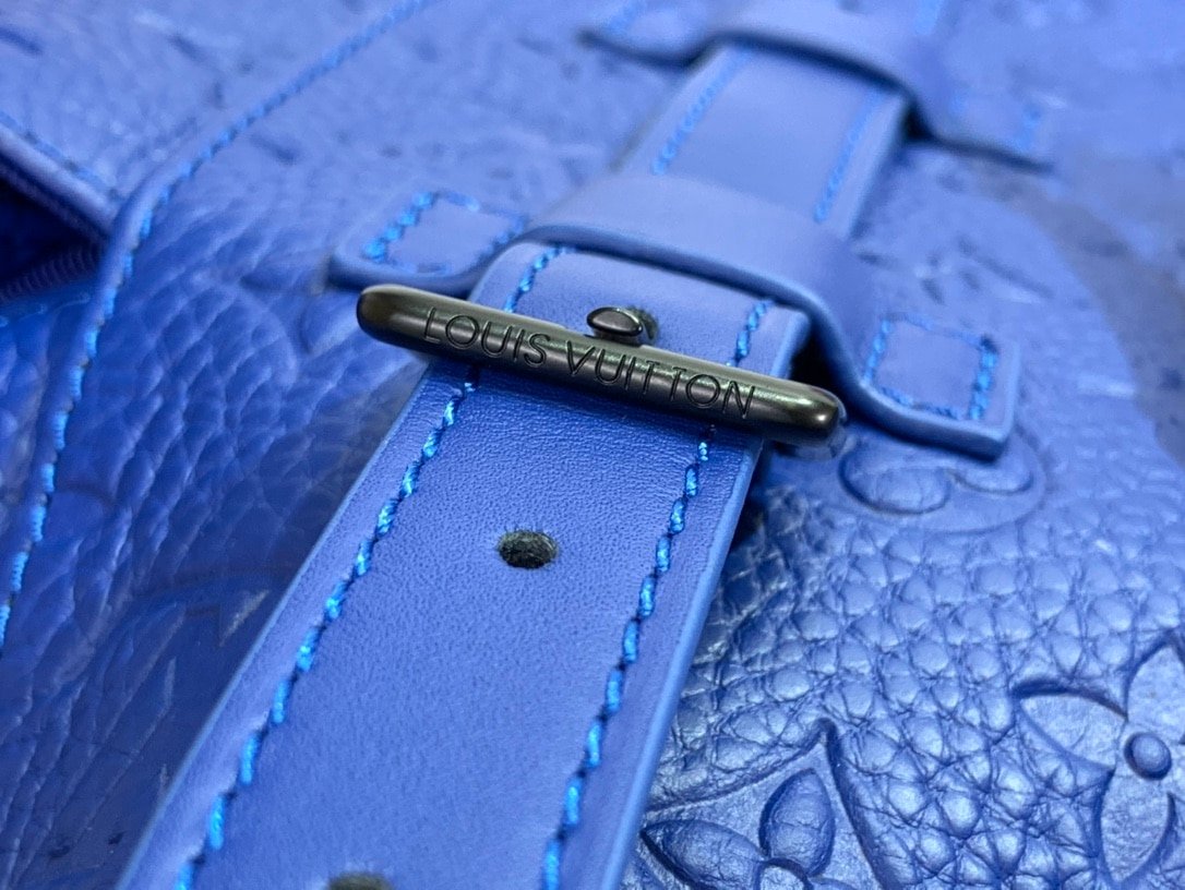 L0vis Vvtt0n Christopher PM Backpack Blue 48Cm M23189