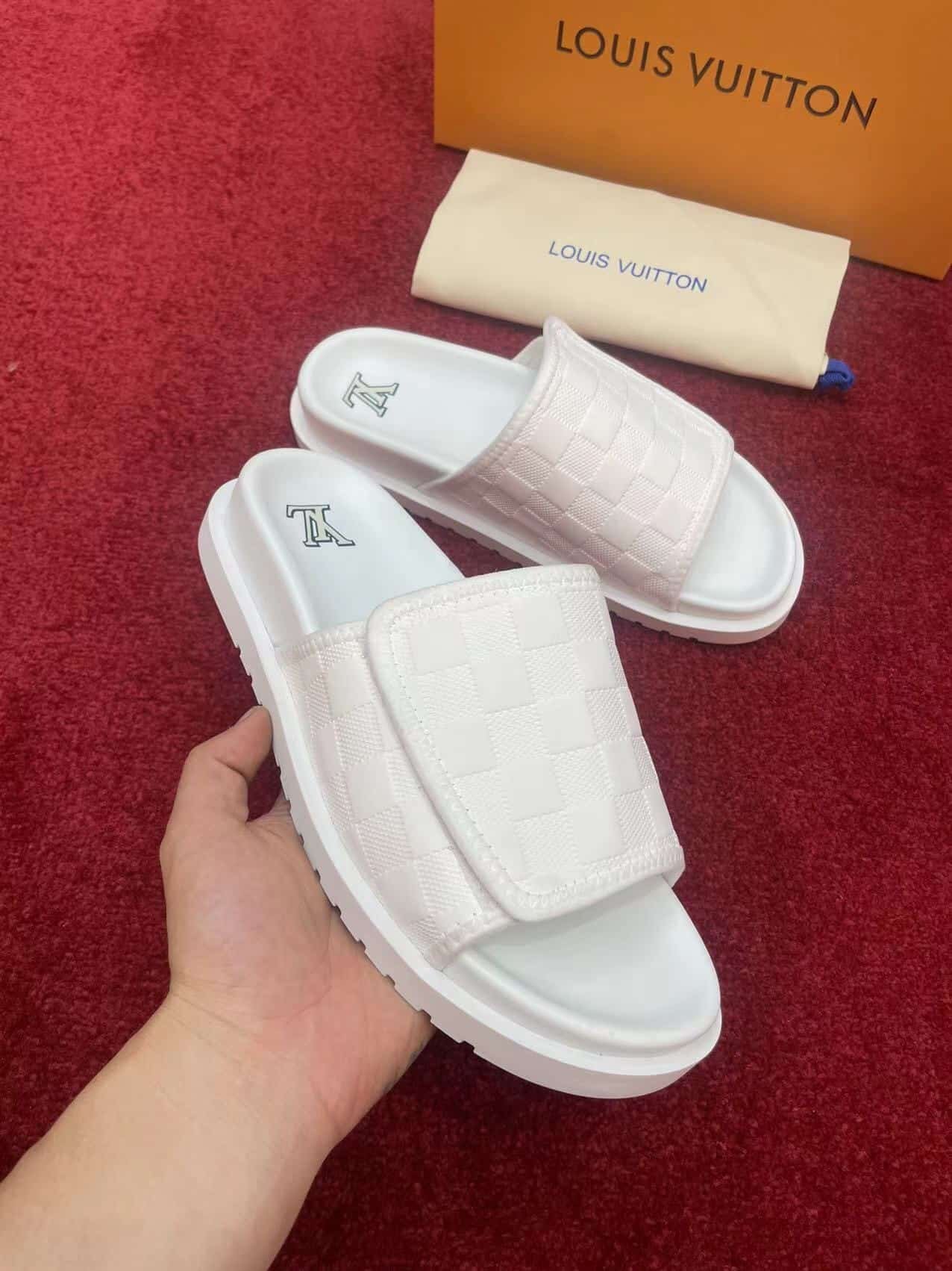 L0vis Vvtt0n Damier Flat Slides White