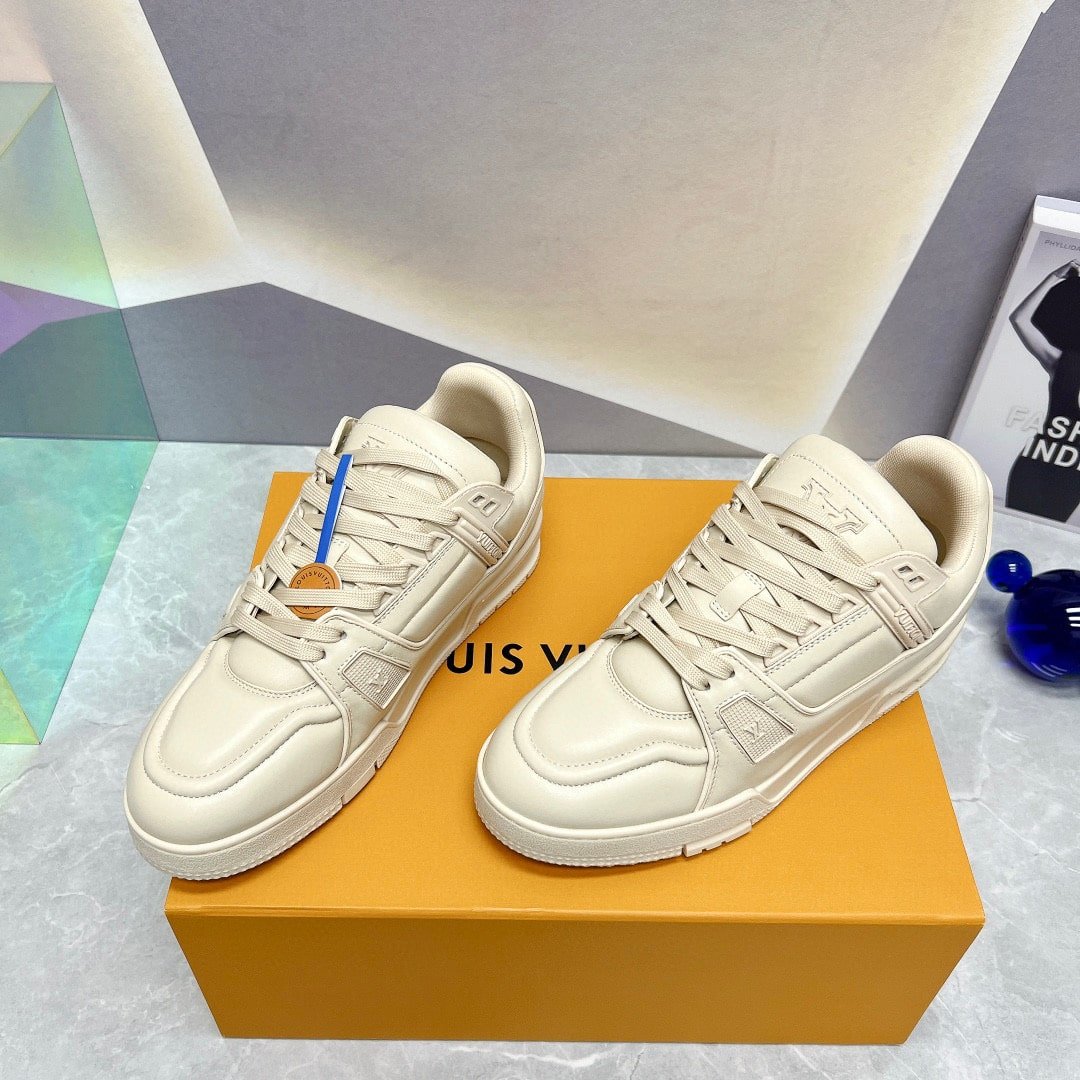 L0vis Vvtt0n Lv Trainers Beige 1Ac5Bq