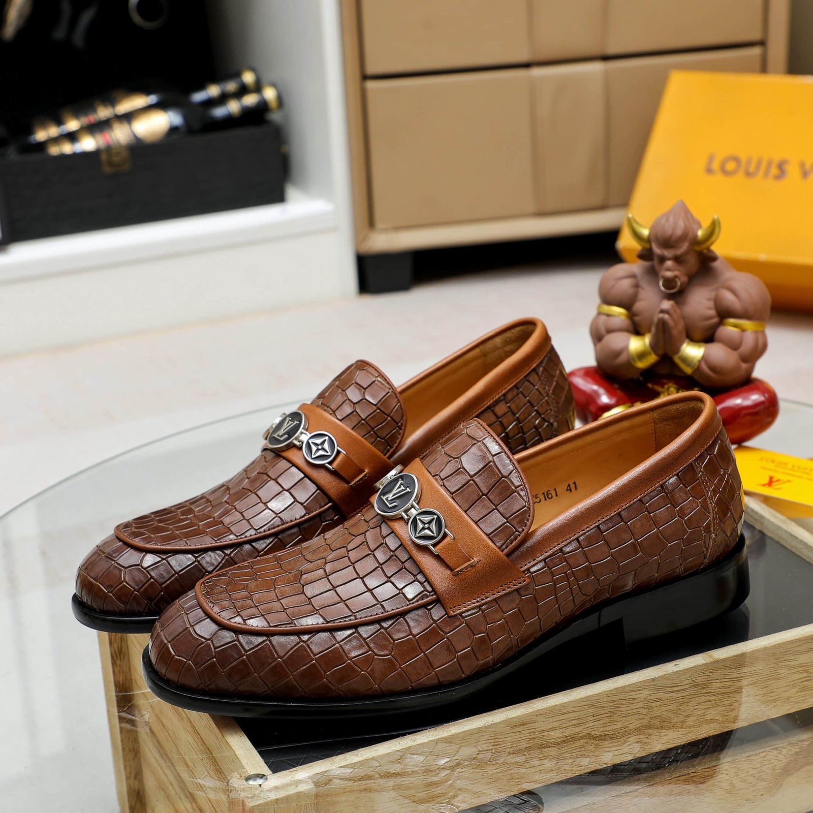 L0vis Vvtt0n Souliers Club Loafers Crocodile Brown