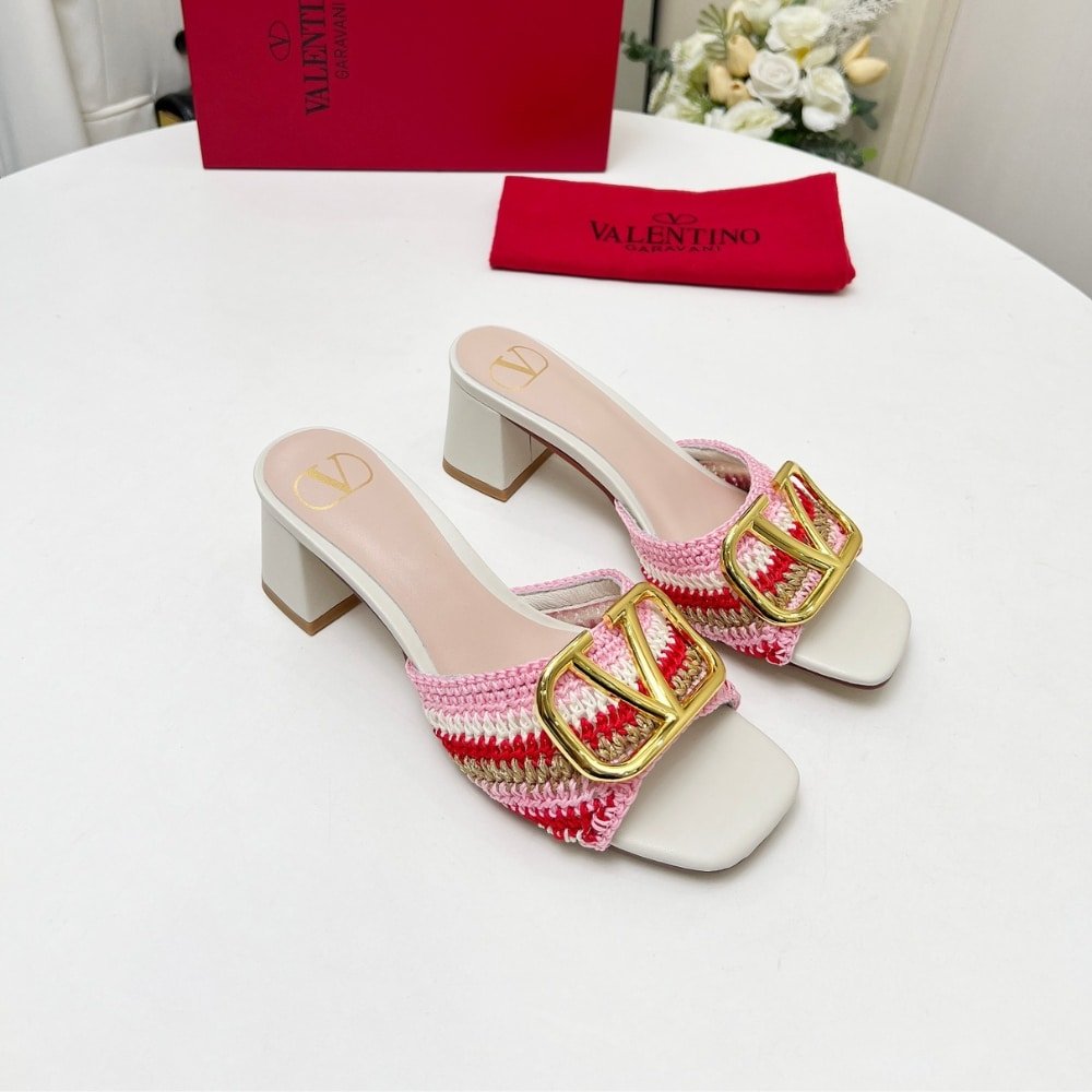 Va1e*ntin0 Garavani Crochet Vlogo Signature Slide Sandals Pink