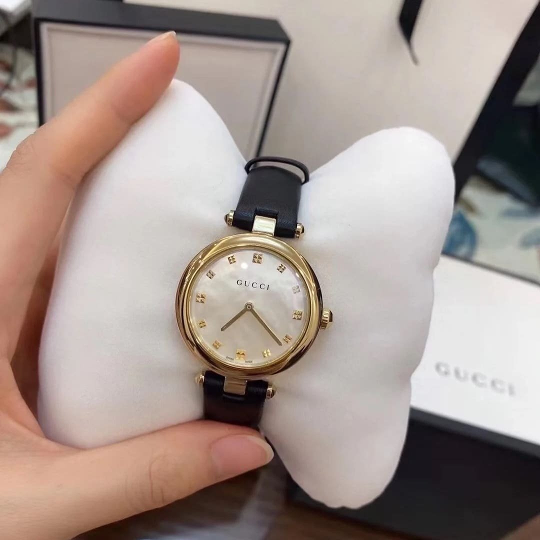 Gvc*1 Diamantissima Swiss Quartz With Black Strap And Gold Tone 27Mm Ya141404
