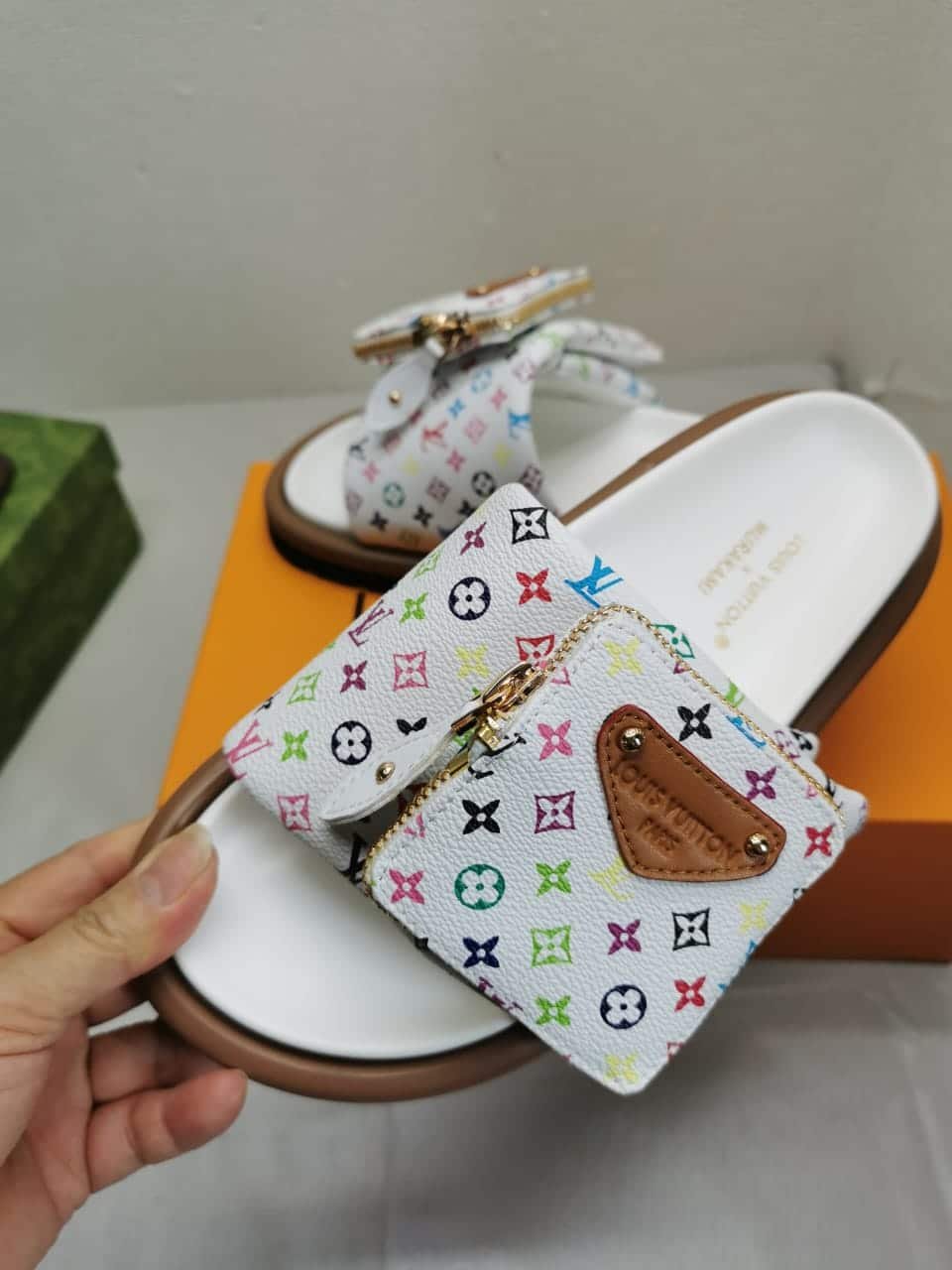 L0vis Vvtt0n X Takashi Murakami Pool Pillow Flat Comfort Mule Blanc 1Agvqw