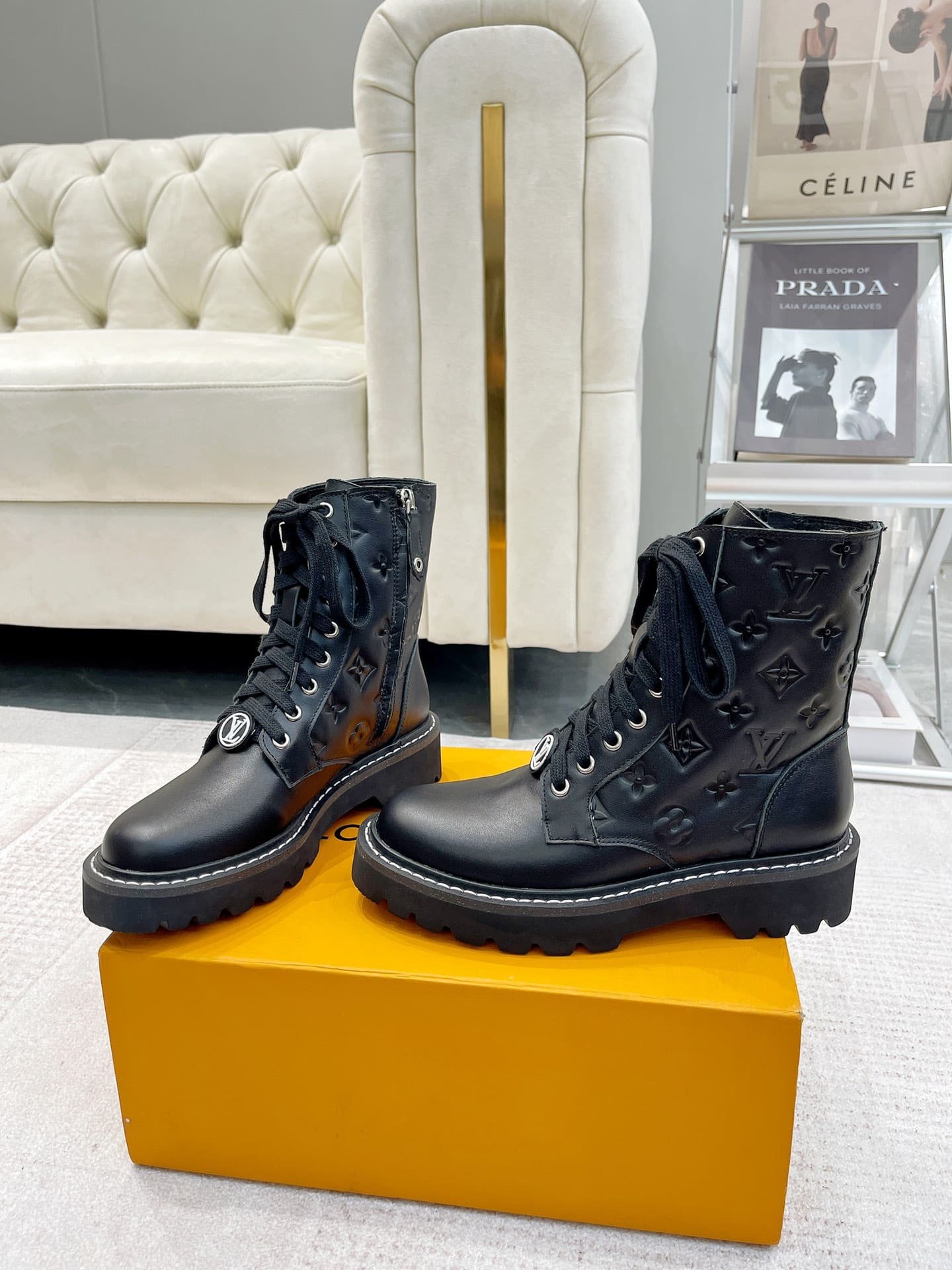 L0vis Vvtt0n Territory Flat Ranger Black 1Abuvn